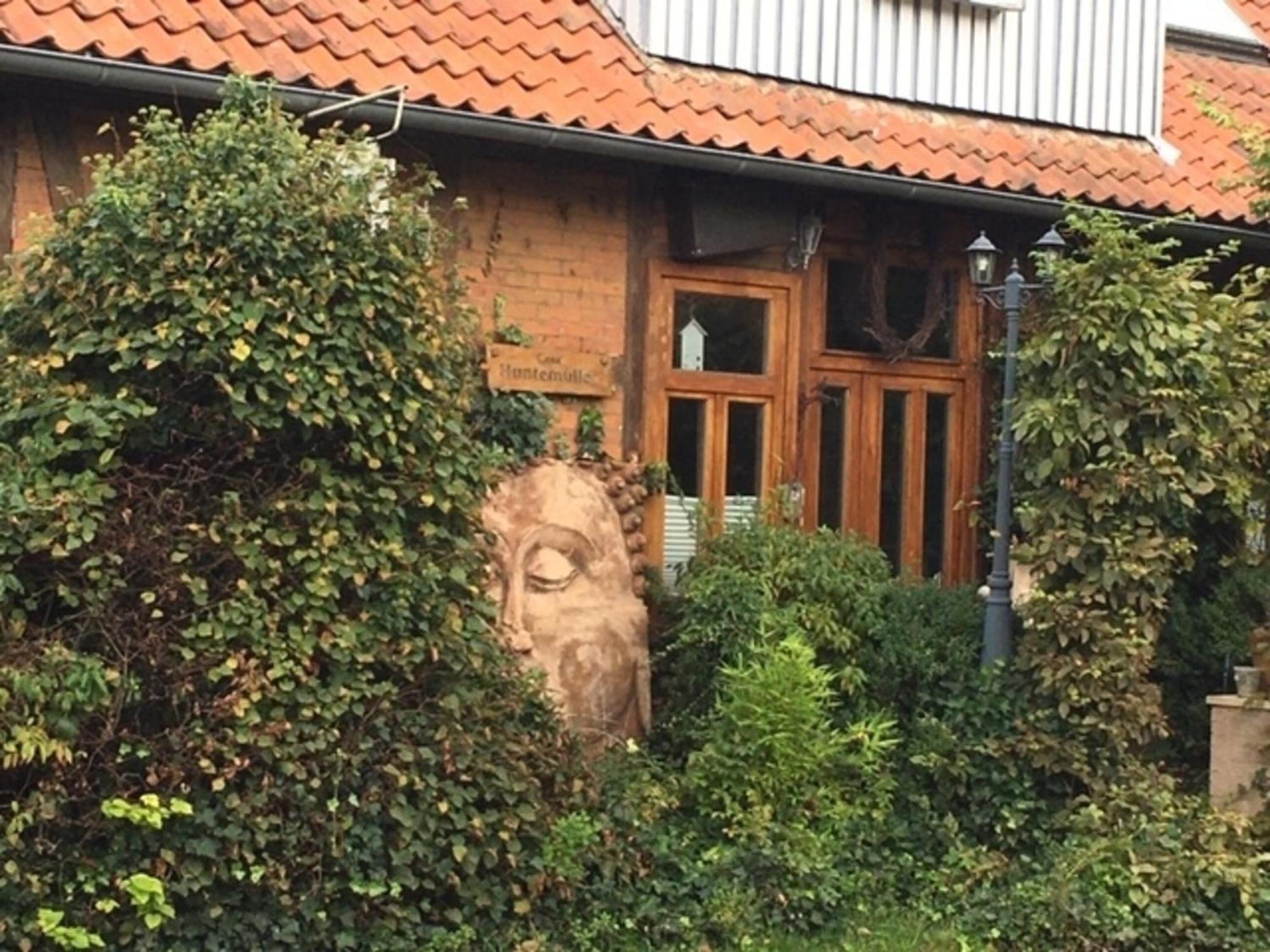 Schoene Gartenwohnung Im Klosterdorf Mariensee Neustadt am Rübenberge Esterno foto